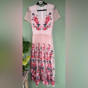 MAJE Embroidered Floral Dress!✨🧚🏻‍♀️💐✨